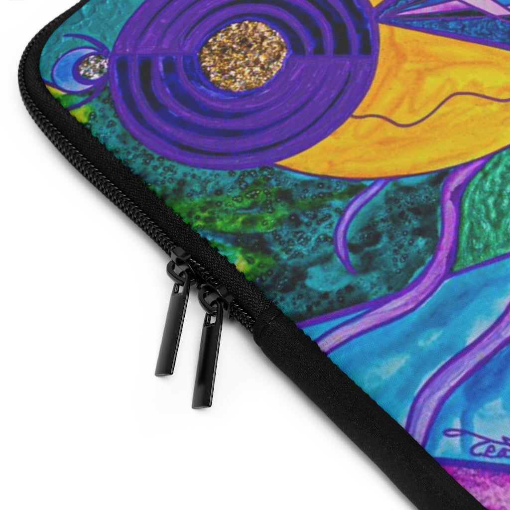 get-your-official-universal-current-laptop-sleeve-online-now_26.jpg