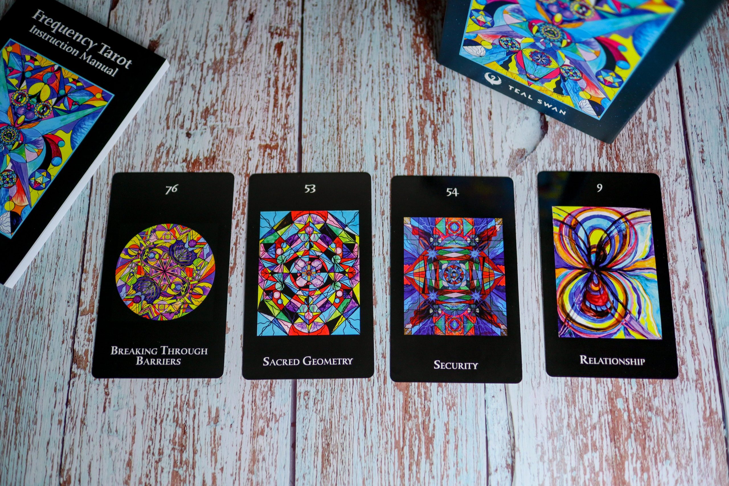 lets-buy-frequency-tarot-deck-divine-guidance-cards-supply_2.jpg