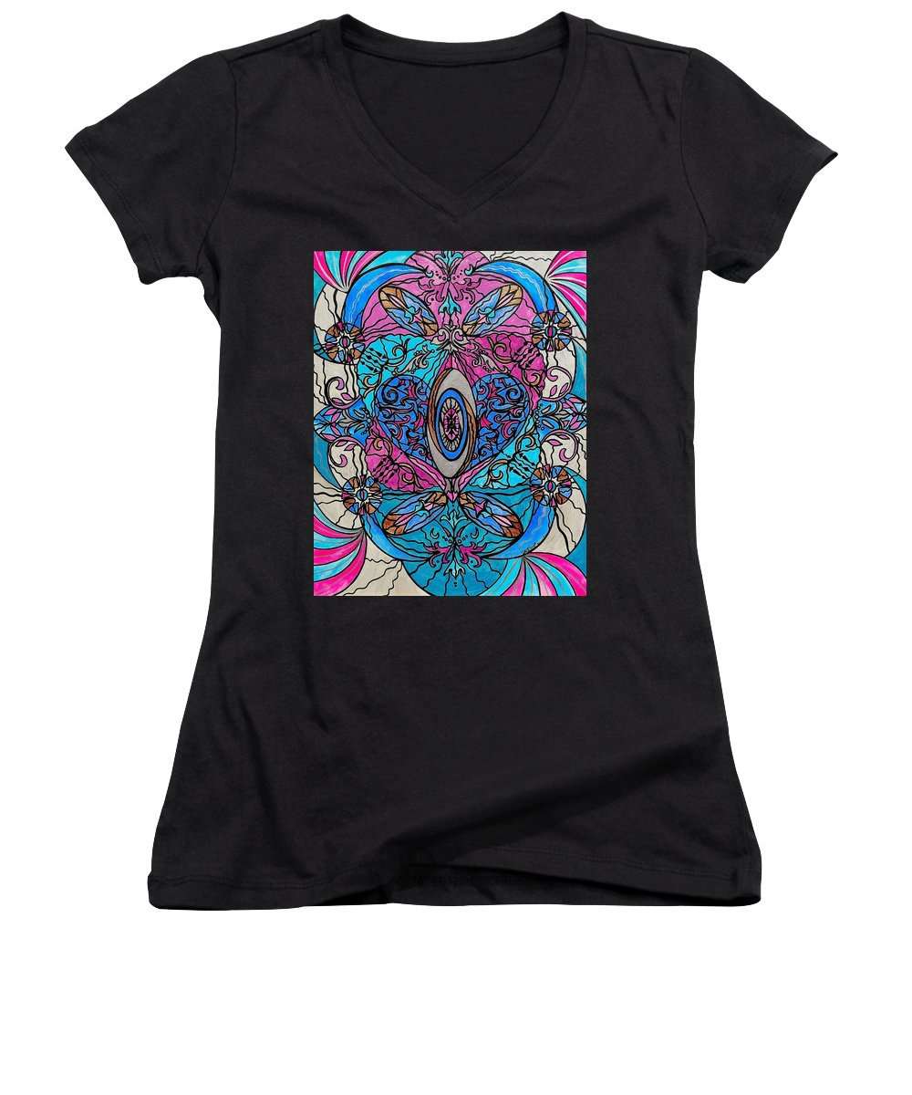 the-newest-online-retailer-of-nostalgia-womens-v-neck-online-now_0.jpg