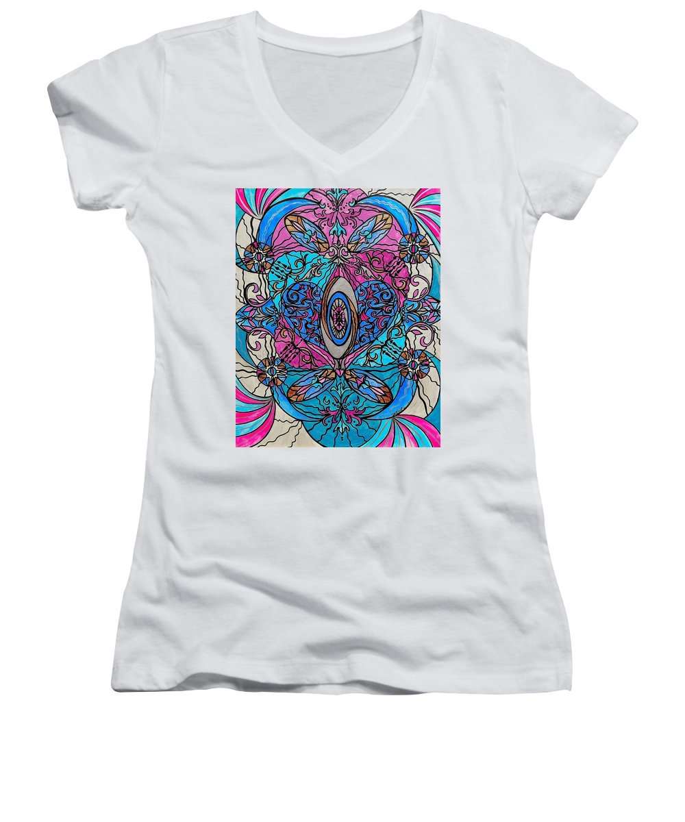 the-newest-online-retailer-of-nostalgia-womens-v-neck-online-now_3.jpg